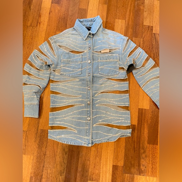 $1,498 NWT Retrofête AVANI EMBELLISHED DENIM SHIRT - Picture 6 of 11